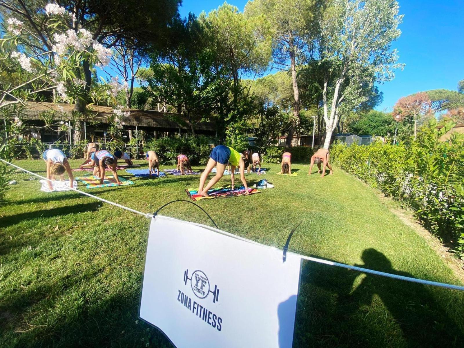 Appartamenti Campeggio Del Forte Marina Di Bibbona Exterior foto